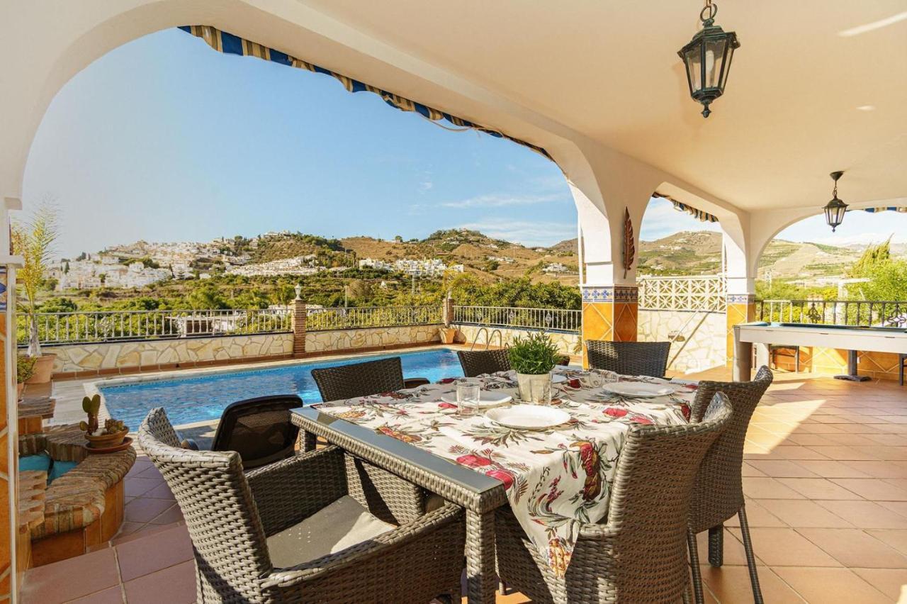 Villa Triana Nerja Eksteriør billede