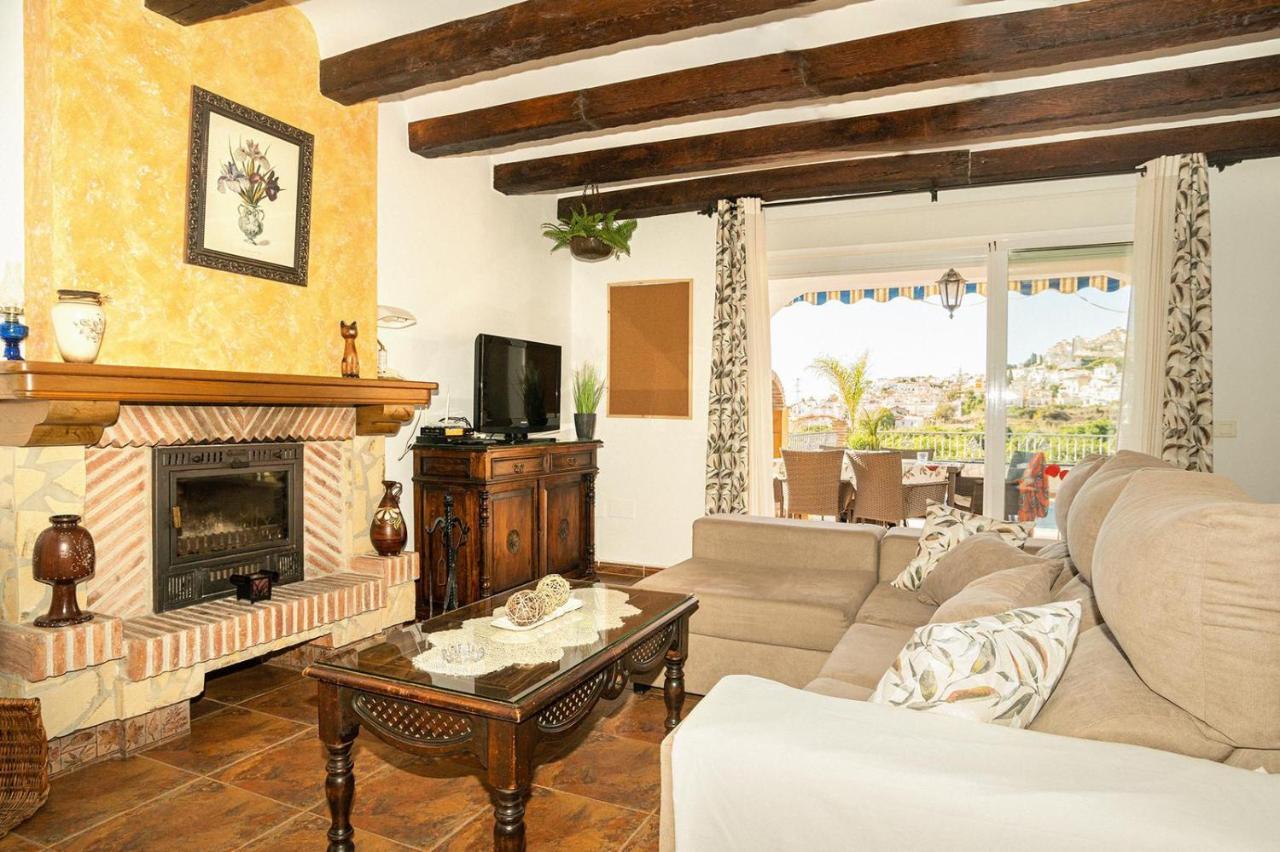 Villa Triana Nerja Eksteriør billede